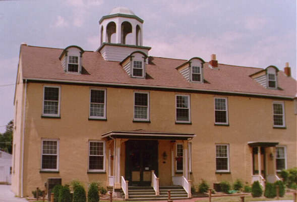 MiddletownAcademy_Peg.jpg (28262 bytes)