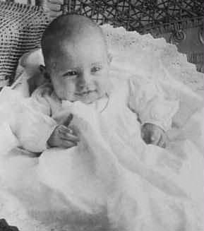 VoshellJohnWJr_Baby.jpg (15494 bytes)