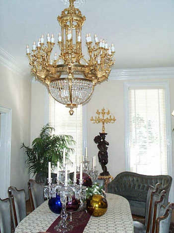 WilsonAlexander_DiningRoom_Peg.jpg (28540 bytes)