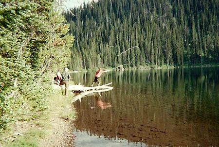 UHL-FishingAndy.JPG (52338 bytes)