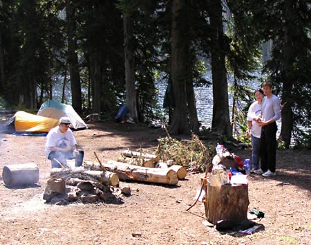 PICT0110Campsite01.JPG (59997 bytes)